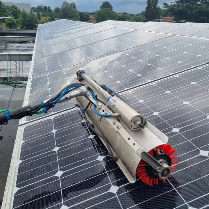 Güneş paneli manuel temizlik fırçası makinası