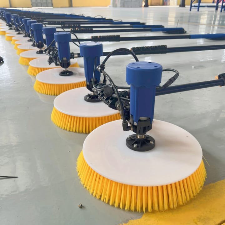 Güneş paneli elektrikli temizlik fırçası seri üretim